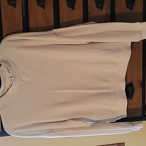EUC Womans Gap cream thermal long sleeve size S